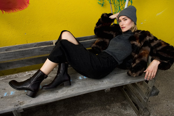 KARINA 95003<br> Teak ankle boots