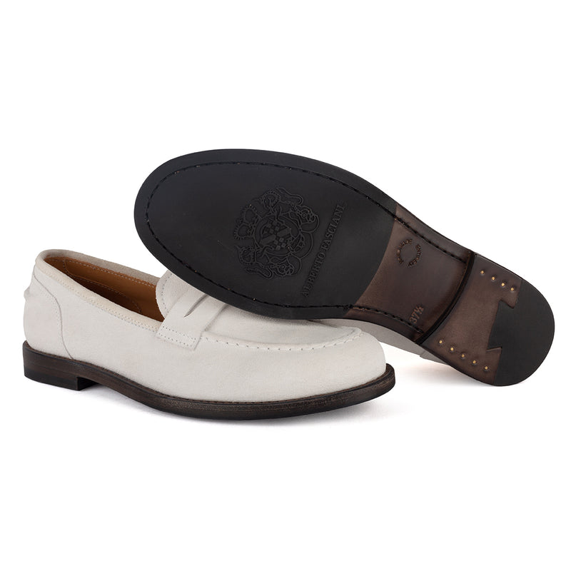 BRENDA 56040<br>White College loafer