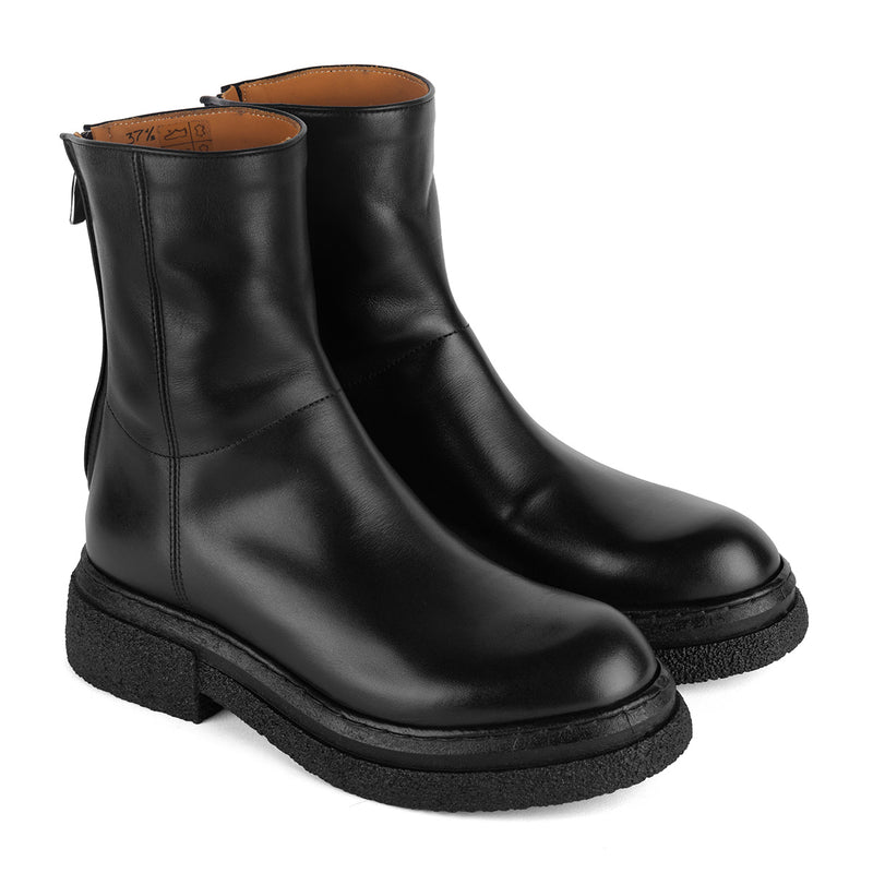 ISABEL 86035<br>Black Boots with Back Zipper