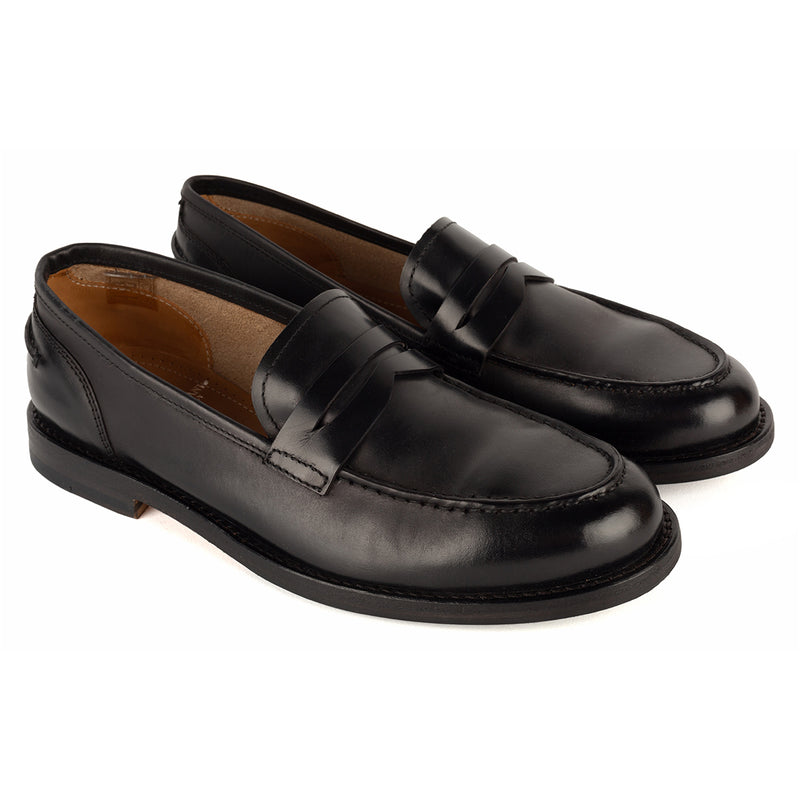 ZOE 56040<br>Black loafers